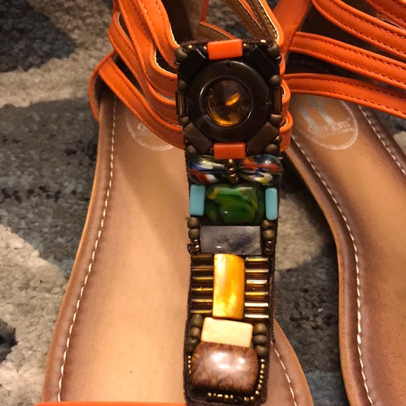 Sandals. - Picture 4 of 5